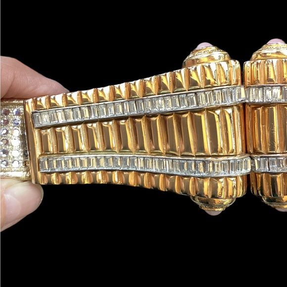Vintage 1980’s Judith Leiber Gold Crystal Belt. (mc) - Picture 9 of 16